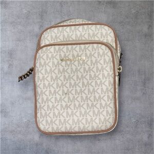 Michael Kors Jet Set Travel Medium Logo Crossbody Bag